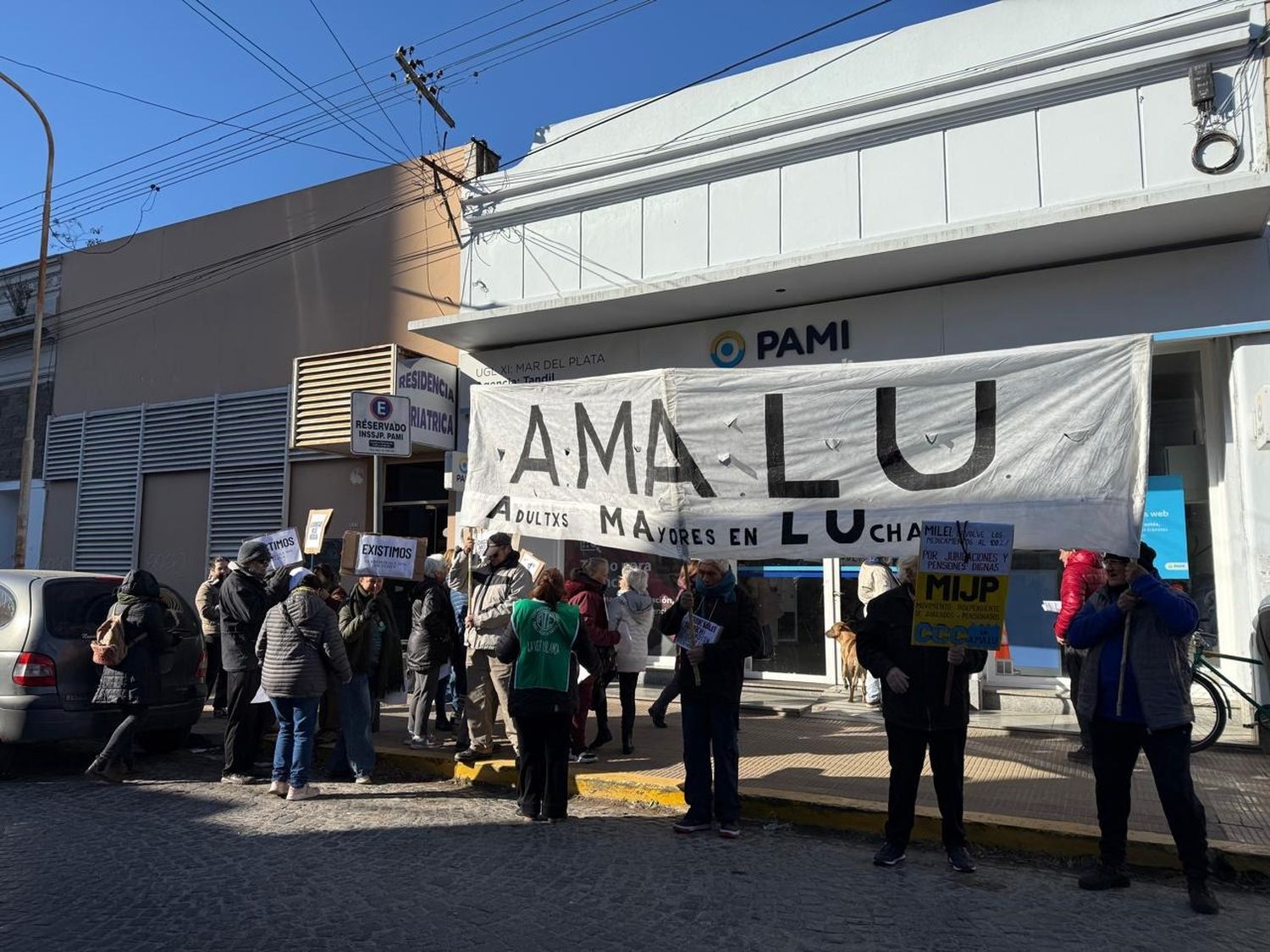marcha jubilados 02-07-25 - 4