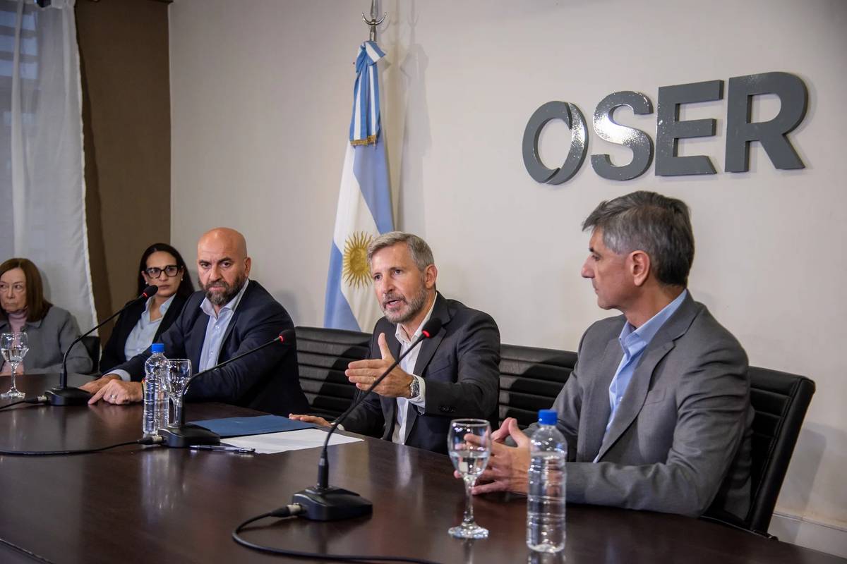 Rogelio Frigerio presentó el balance de gestión de OSER y aseguró que redujo el déficit en un 30 por ciento