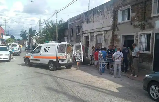 Alcoholizado tropezó, cayó en una zona inundada y se ahogó  