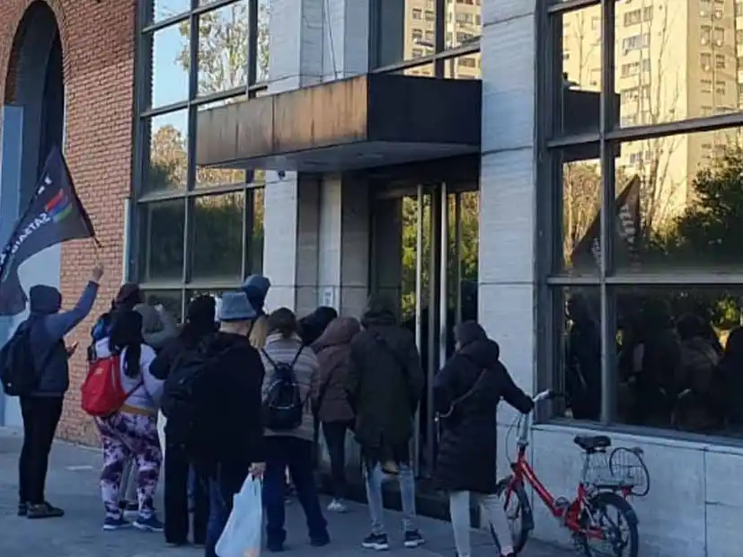 Este semana los empleados no podían ingresar al Canal IP.