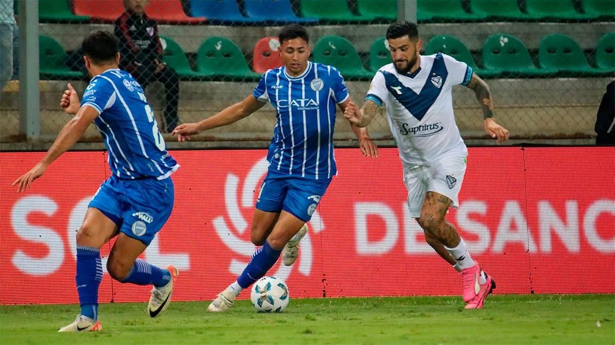 Vélez buscará mantener su liderazgo ante Godoy Cruz en Mendoza