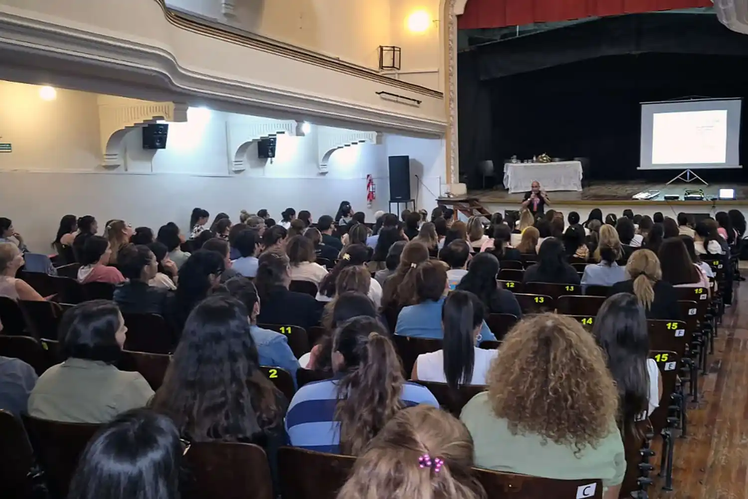 Fuerte apuesta a la formación: enfermeros de toda la provincia se capacitaron en Victoria