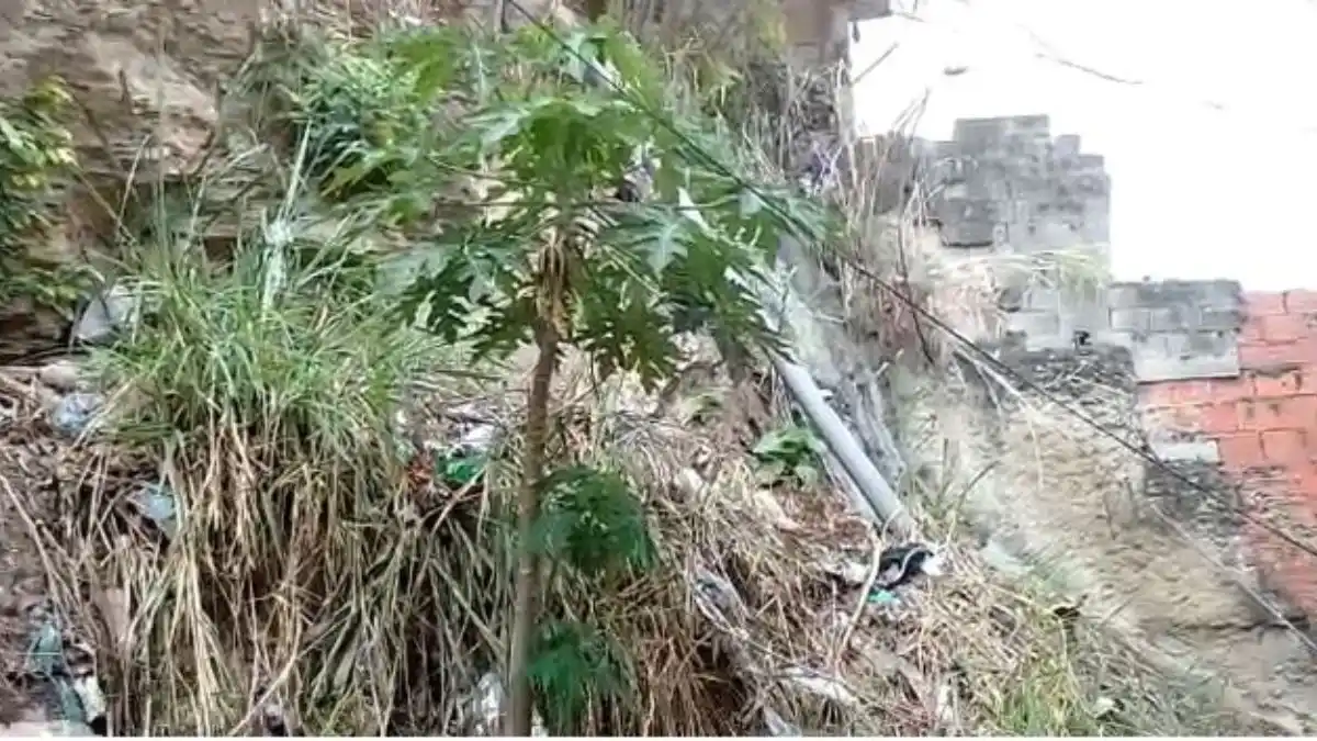 ¡LLEGARON LAS LLUVIAS! Decenas de viviendas en peligro de derrumbarse en San Agustín del Sur (+Reporte)