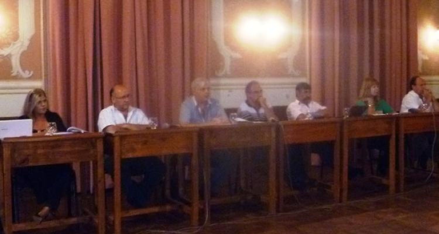 La oposición impugna la reunión de comisión y el llamado a sesión extraordinaria
