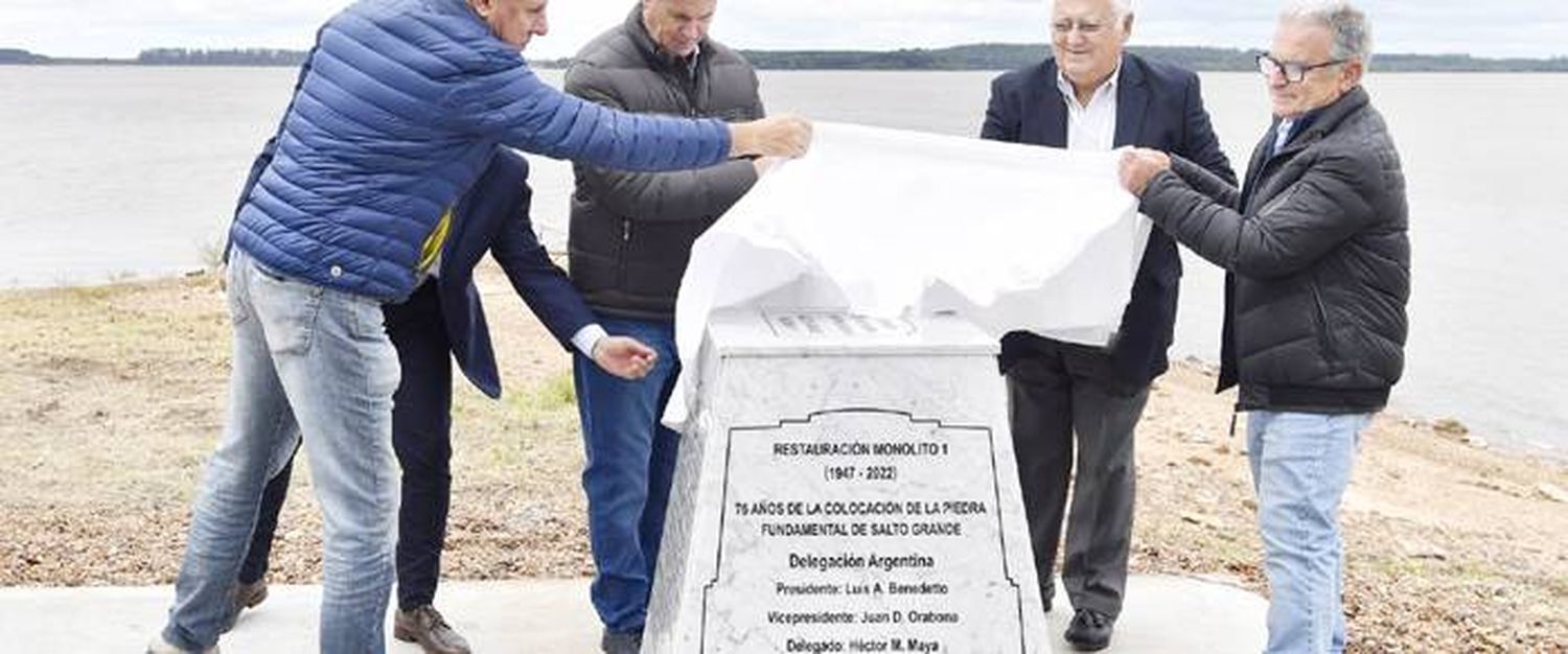 Bordet visitó el lugar de la piedra fundacional  de la Represa de Salto Grande