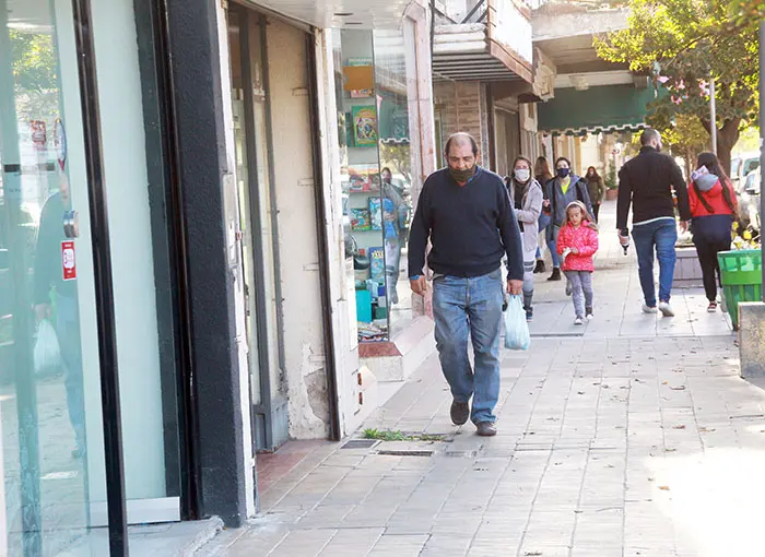 Grupo de comerciantes impulsa el horario corrido en el centro