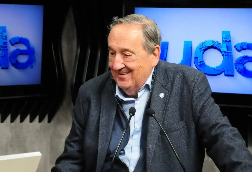 Lunghi celebró los anuncios  del Presidente y el Gobernador