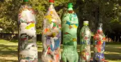 ¡Botellas de Amor! Consejos para llenarlas y reciclar plástico en Argentina