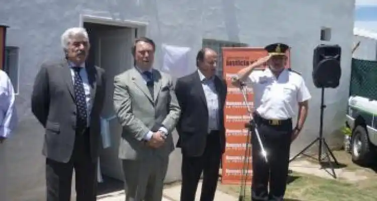 Casal, Guacone y Pángaro inauguraron  Destacamento policial en La Tosquera