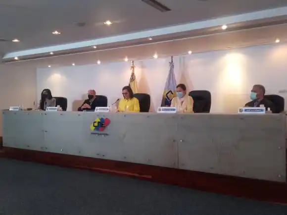 CNE del régimen anuncia 14.400 postulados para las parlamentarias del 6-D