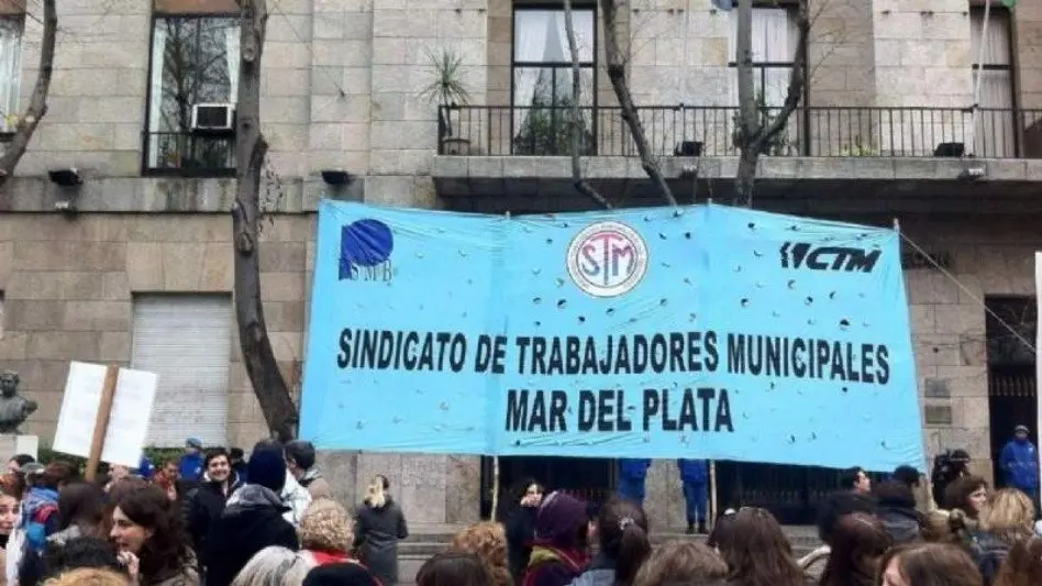 "No podemos ir a una timba con la plata de los trabajadores y tampoco el Ejecutivo con la plata de la ciudadanía"