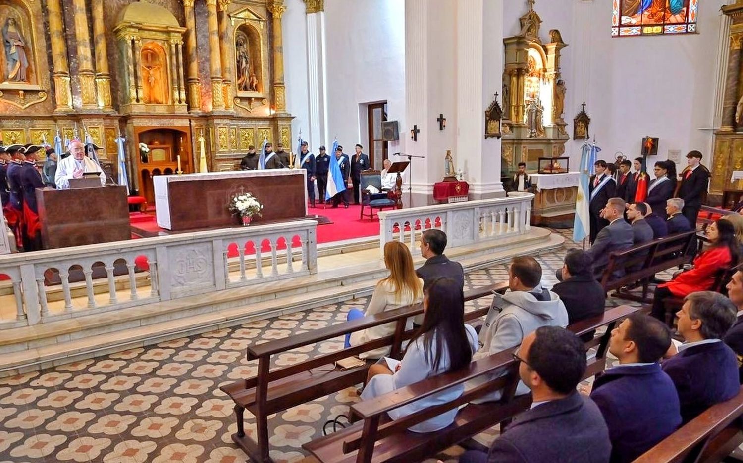 En la catedral San Antonio