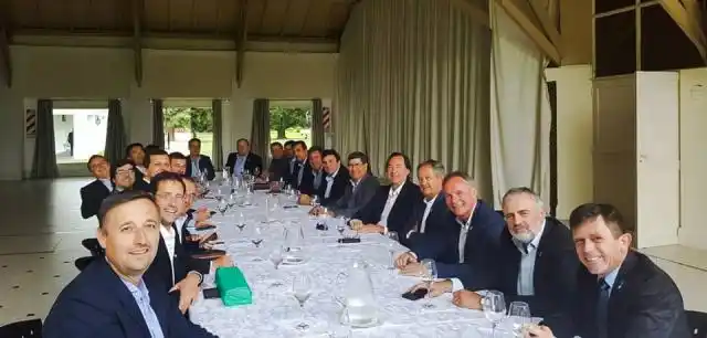 Darío Benedetti participó de una reunión de intendentes de Cambiemos con Rogelio Frigerio 