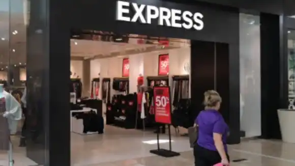 SE DECLARA EN BANCARROTA: otro gigante de la moda cae ante el auge del comercio electrónico