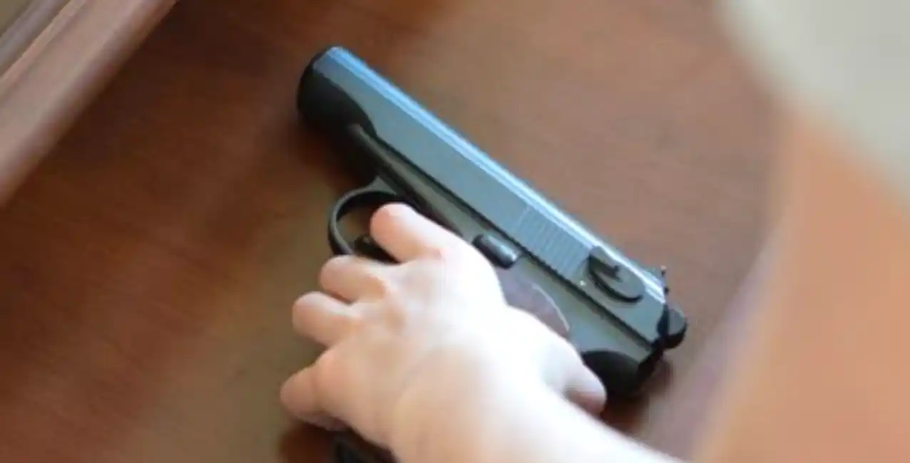 Rosario: un niño de diez años llevó un arma a la escuela