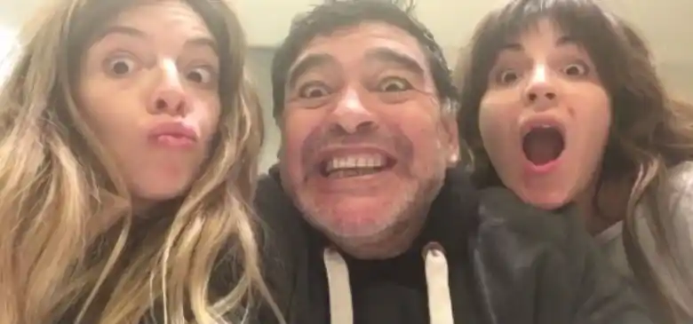 El reencuentro de Maradona con Dalma y Gianinna