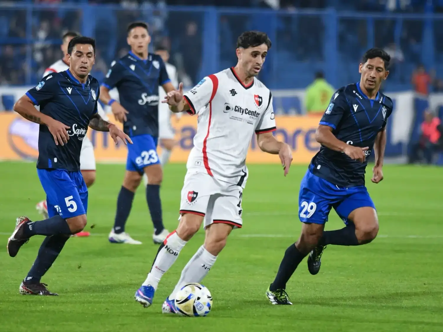Vélez se medirá con Gimnasia en octavos.