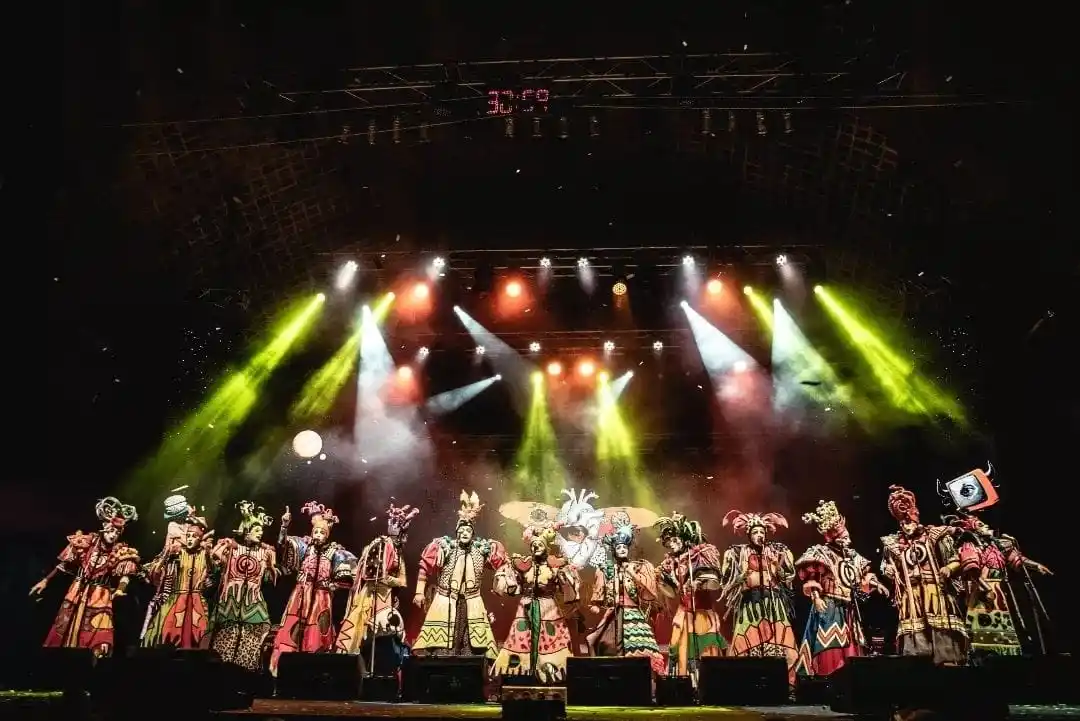 La Murga Agarrate Catalina vuelve a la ciudad con "La Involución de las Especies"