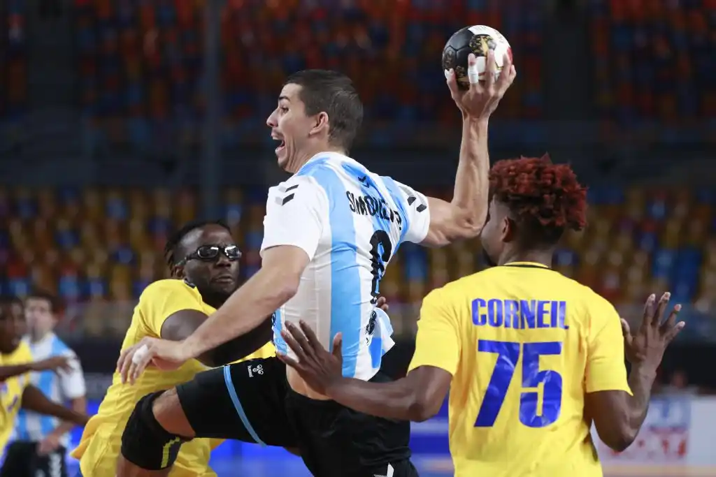 Argentina cumplió un exitoso debut