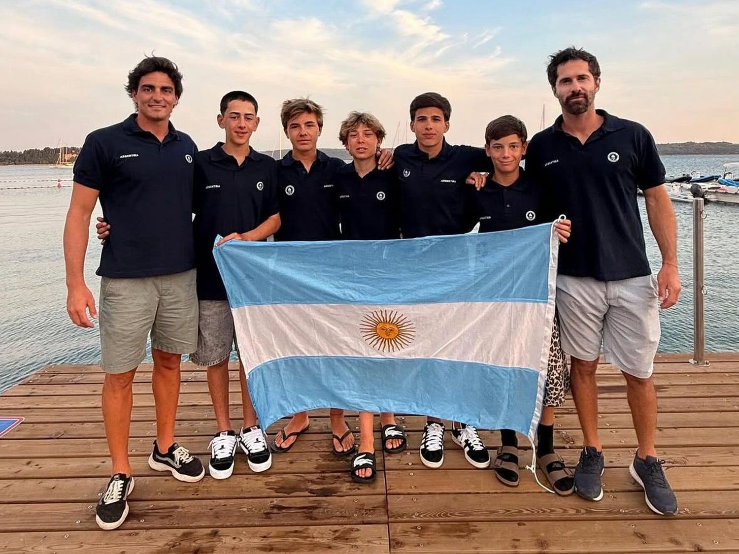 Optimist: Gino Pichetti se destacó en el Mundial de Eslovenia, con Guido Pozzi en el staff técnico