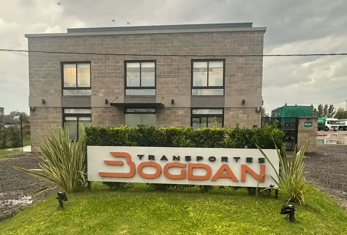 Transportes Bogdan: 50 años de trabajo ininterrumpido