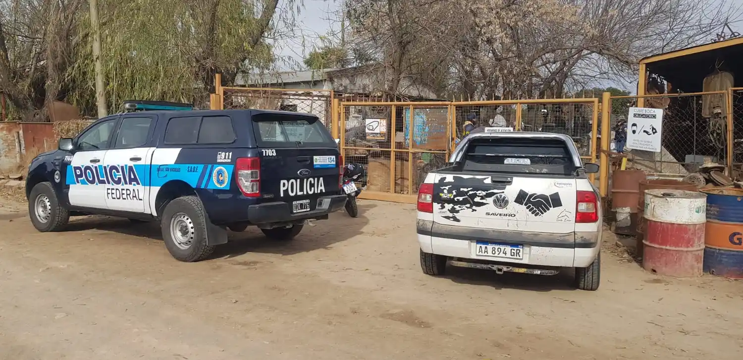 Policía Federal allana comercio de compra y venta de chatarra: secuestran cobre y otros elementos de dudosa procedencia