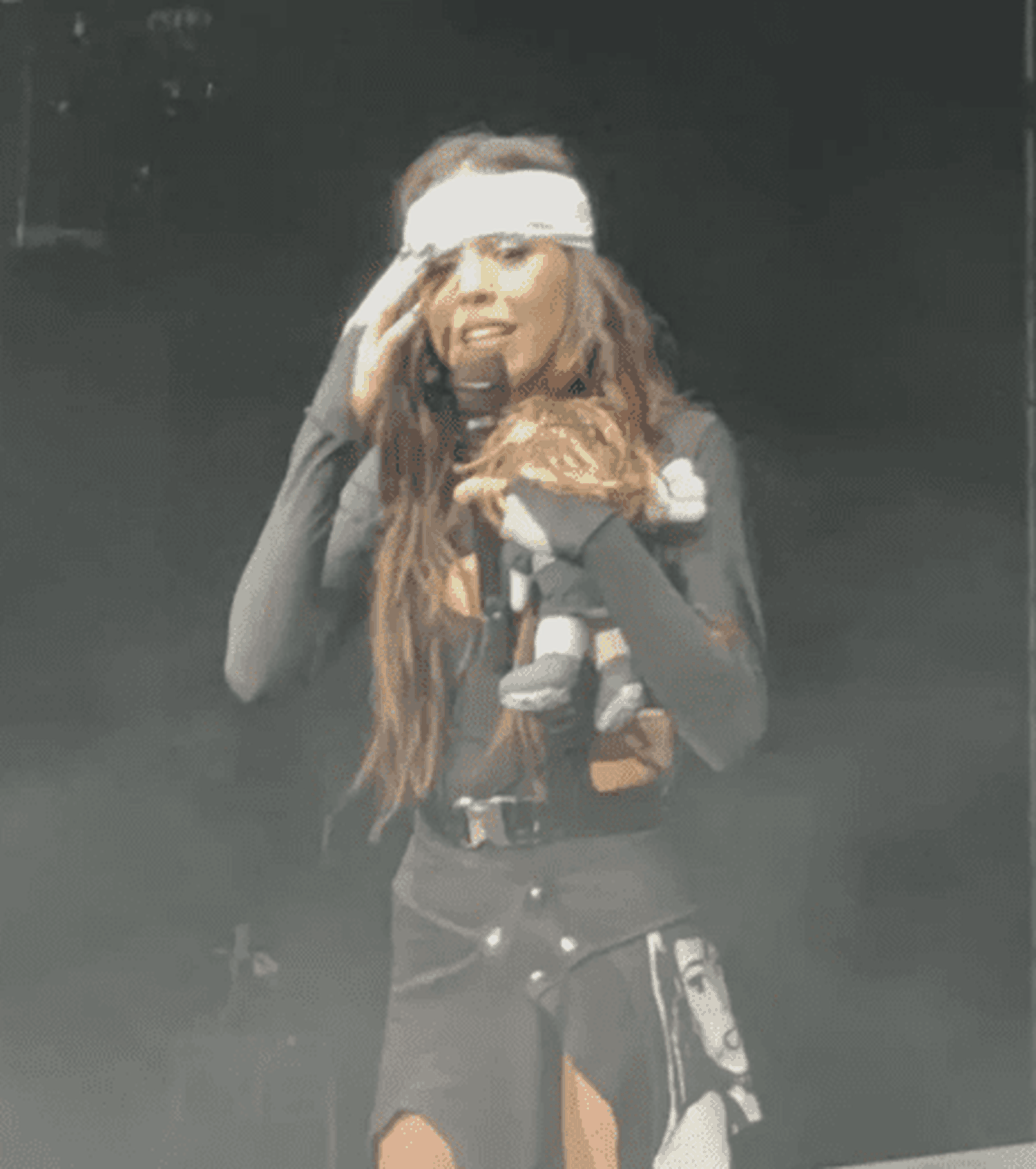 Danna Paola explicó qué le sucedió. Foto Twitter