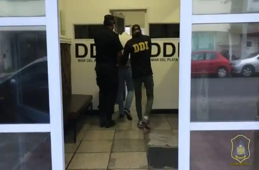 Le fracturó el tabique porque le estaba hablando a la ex: se conocen desde los 7 años