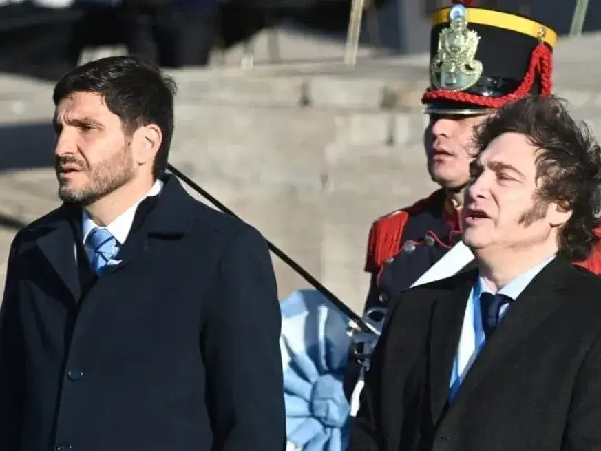 Pullaro y Milei durante una visita previa a la ciudad de Rosario. Crédito: Mauricio Garín.