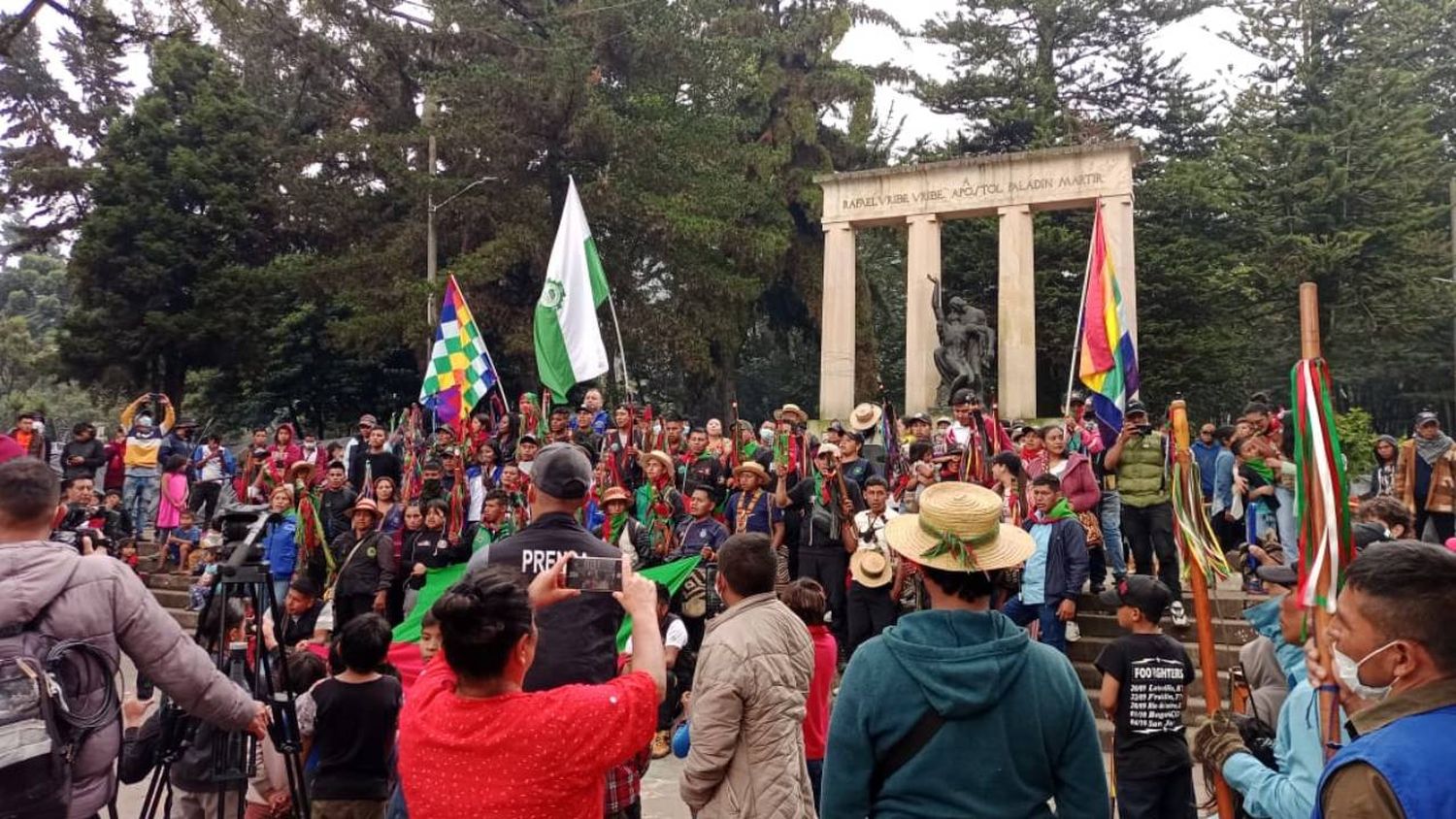 Indígenas Emberas protestan en Bogotá