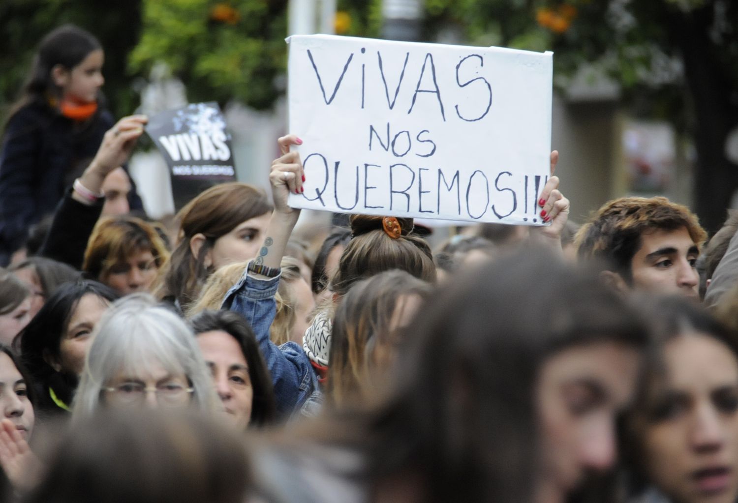 Se promulgó la ley que tipifica el acoso callejero como un delito penal