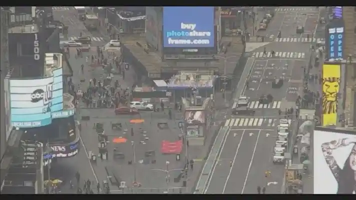 Hieren a dos mujeres y una niña en Nueva York: segundo tiroteo en un día en Estados Unidos