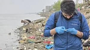 La provincia presentó en la Justicia un inforne sobre los peces muertos que aparecieron en la Costanera Mangrullo en Rosario