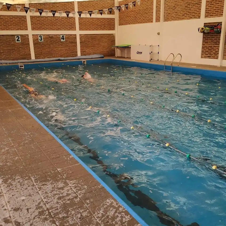 El impacto de los servicios en las piletas climatizadas