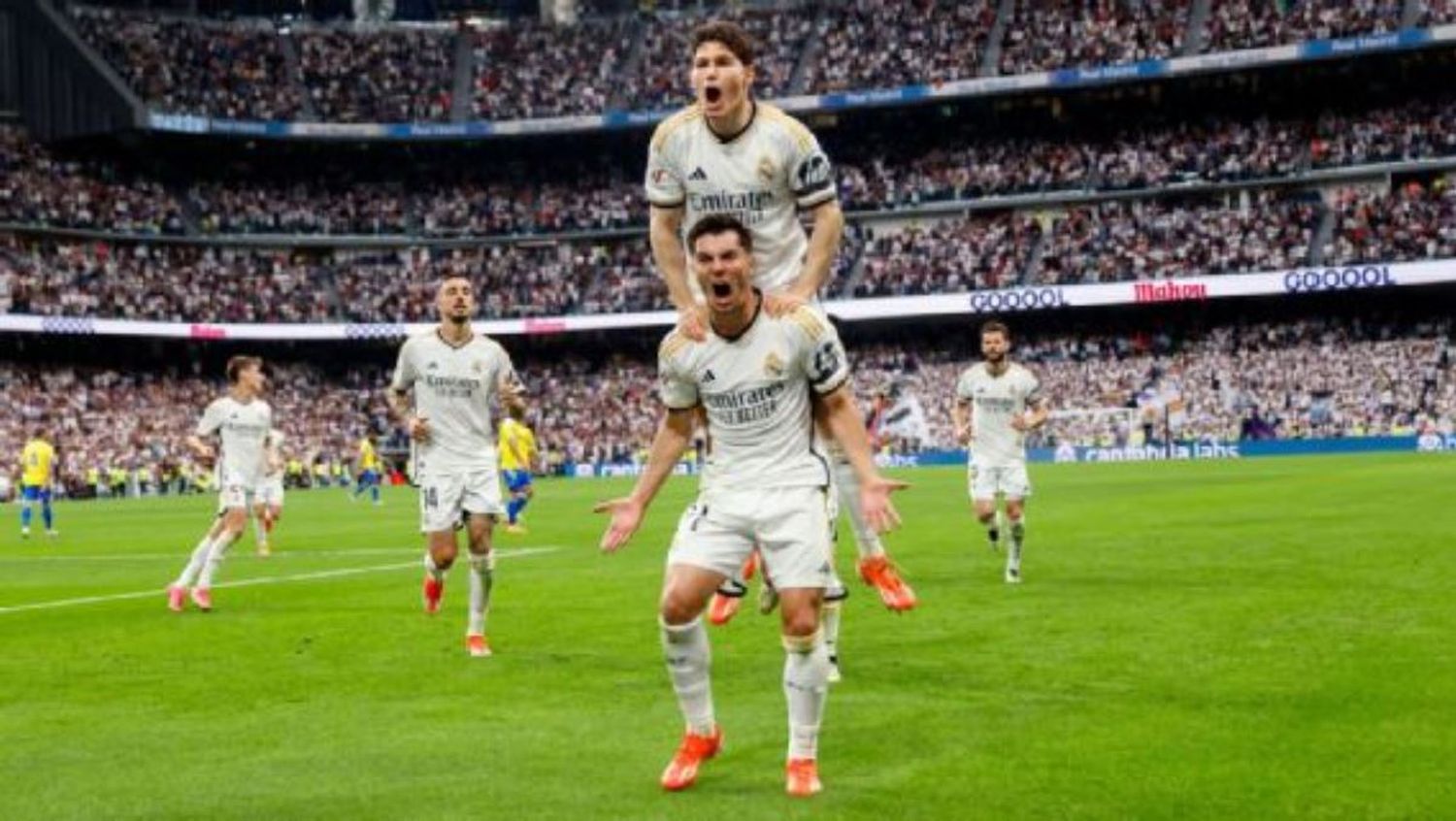 Real Madrid campeón de Liga tras derrota del Barça en Girona