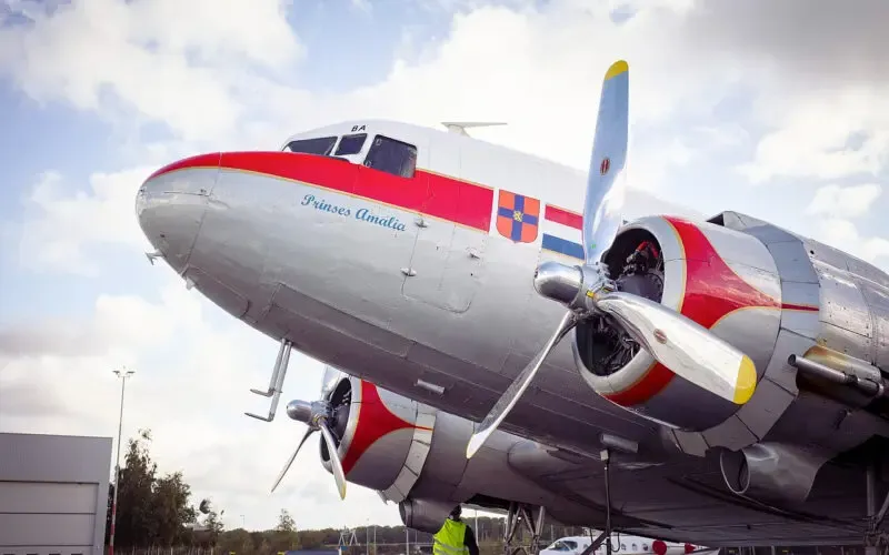 El Douglas DC-3 de DDA Classic Airlines se salvó del retiro en el último minuto