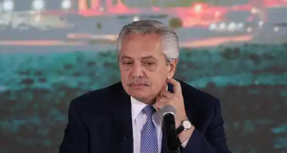 Confirmaron el procesamiento de Alberto Fernández en la causa Seguros