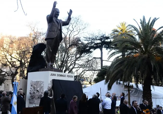 Macri, Venegas, Duhalde y Moyano inauguraron un monumento a Perón