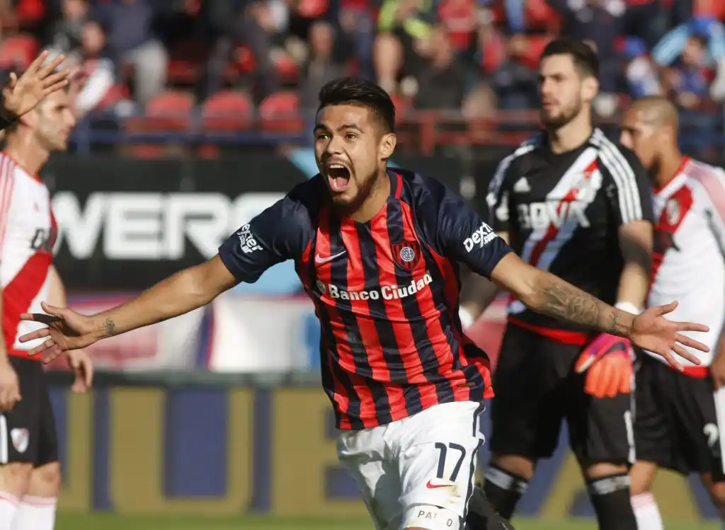 River acordó la llegada del chileno Paulo Díaz