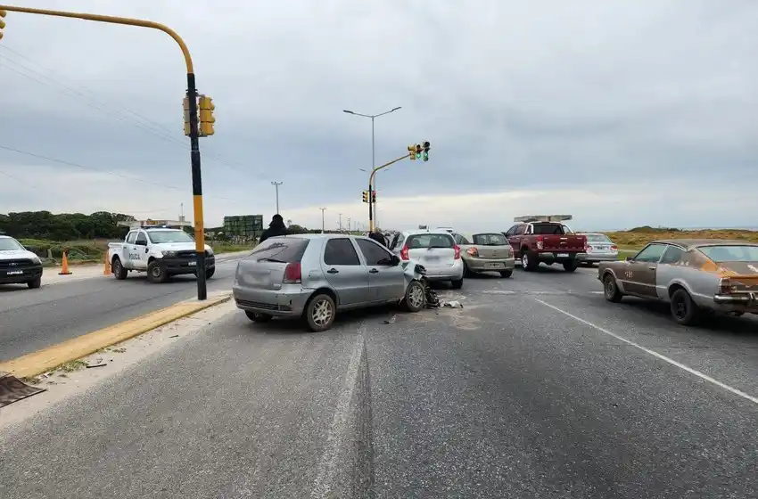 Dos menores resultaron heridos en un choque en la Ruta 11