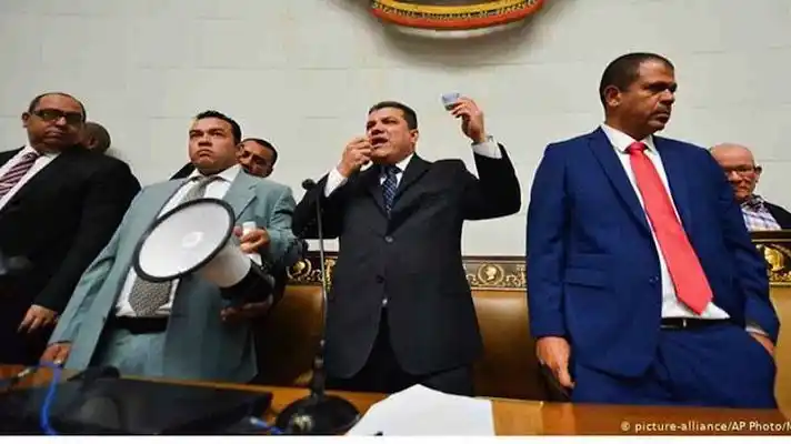 En el LIMBO quedó la investigación contra los  ALACRANES de la comisión de Contraloría