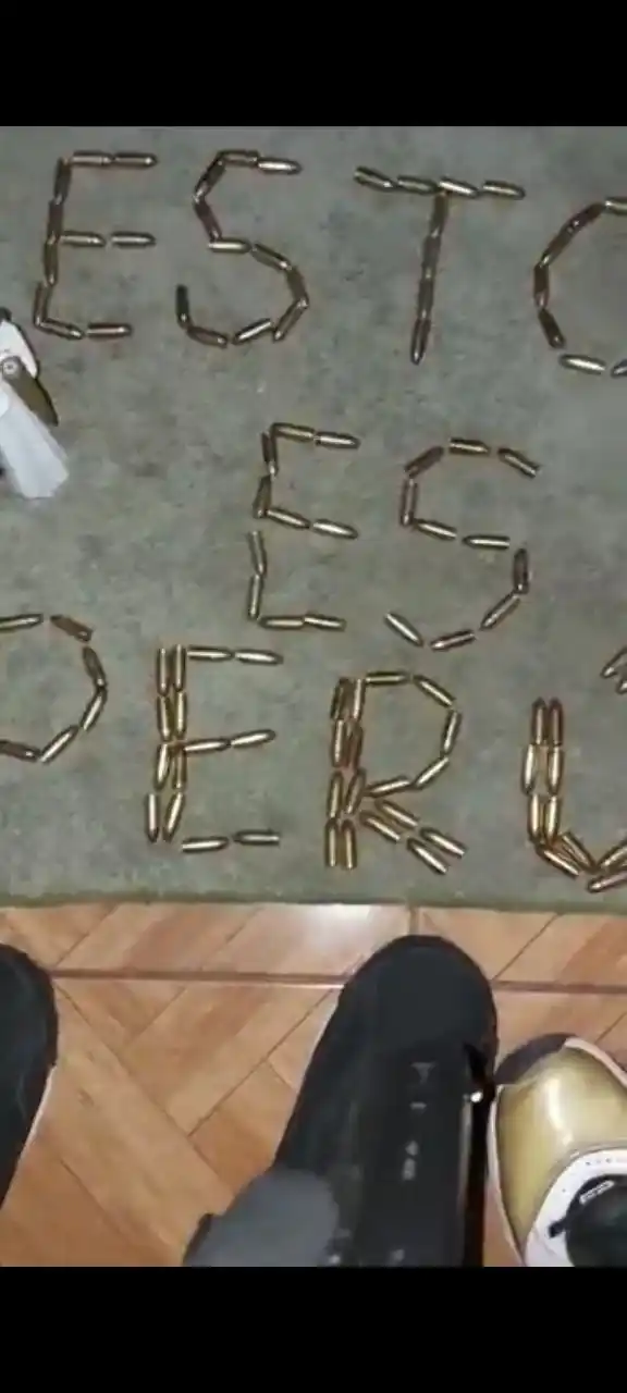 Peruanos amenazan con armas a venezolanos que residen en Perú