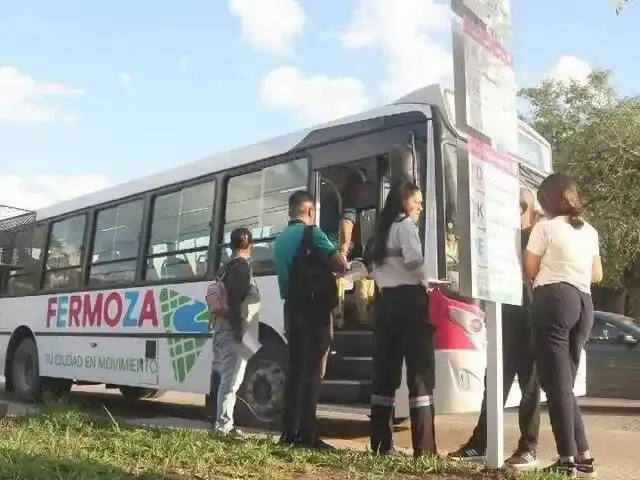 Transporte urbano: Fermoza ajustó frecuencias por 
el receso invernal y modificó recorridos de 2 líneas