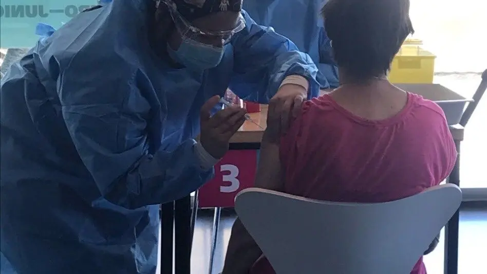 No se registraron casos positivos y no hay pacientes recuperados