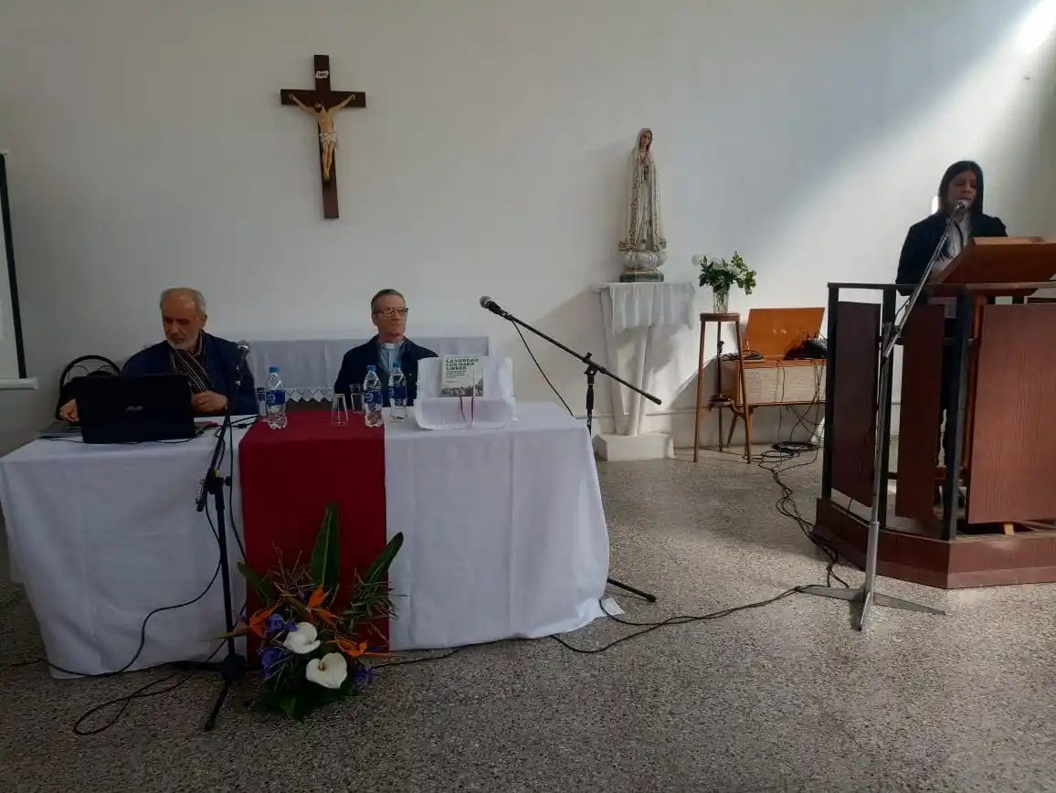 Presentaron el tomo 3 del libro “La verdad los hará libres”