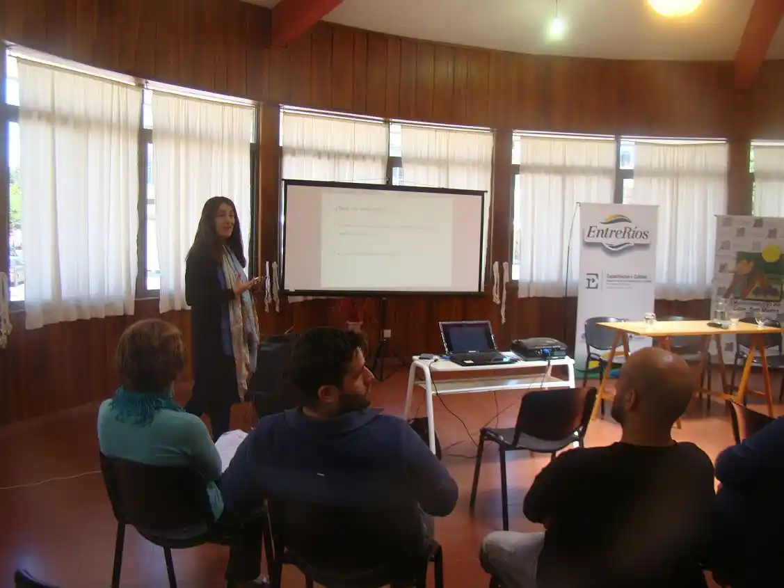 En Libertador San Martín se brindó una capacitación sobre accesibilidad