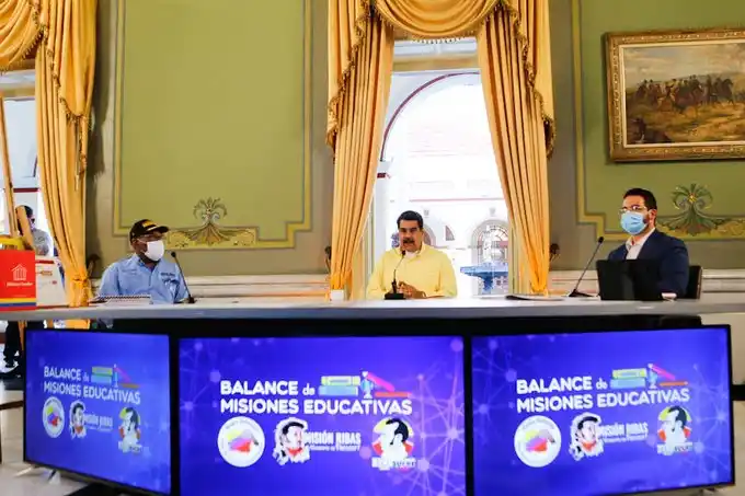 Maduro asegura que regresará esquema de flexibilización 7+7 a partir del 12Abr