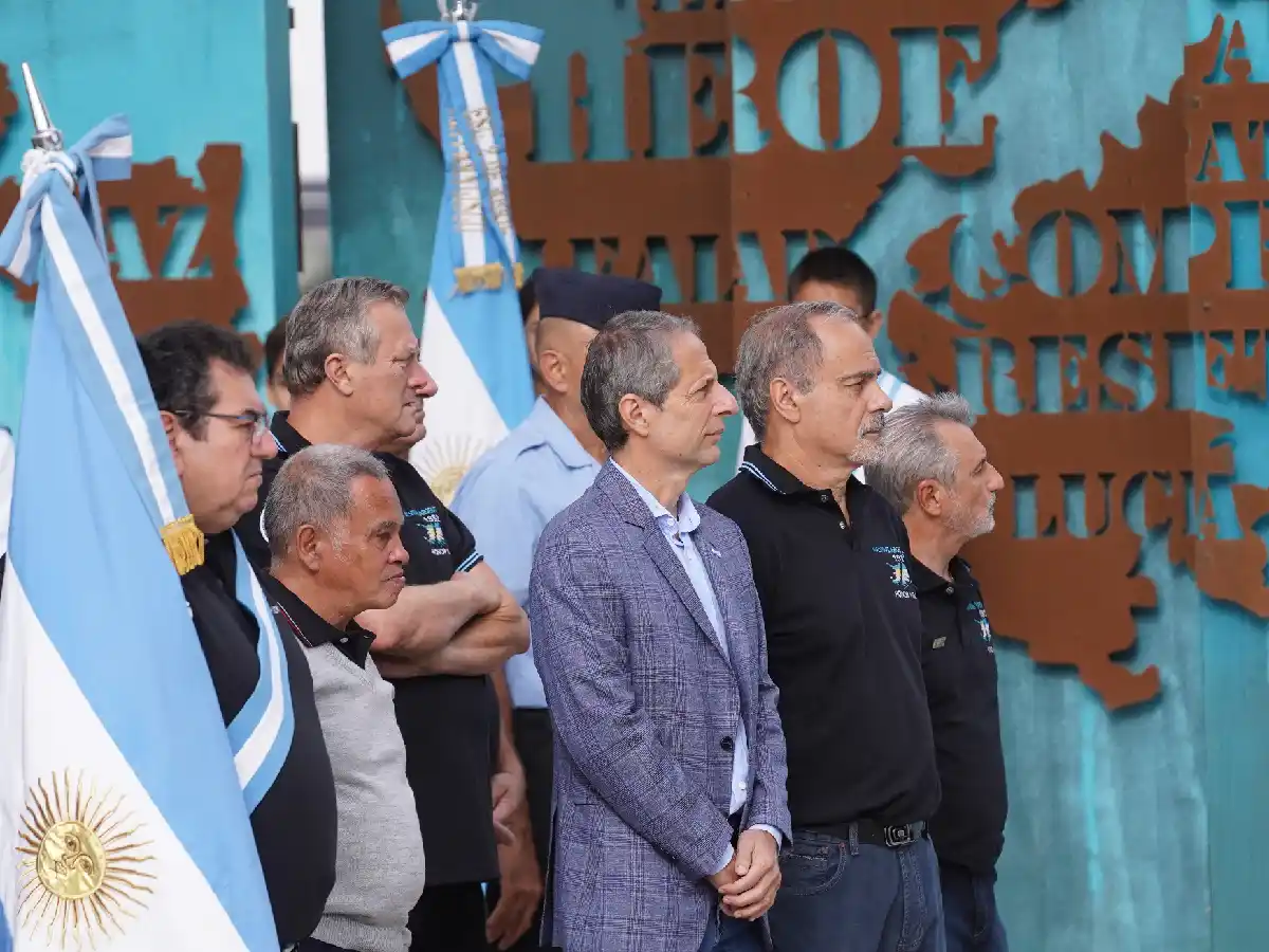 Emotivo homenaje por Malvinas: los veteranos tendrán su sede propia 