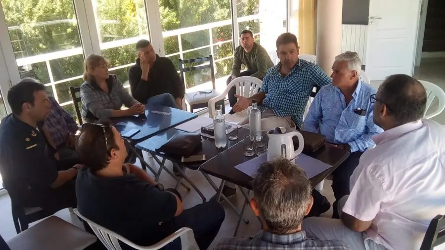 Unidos por el miedo, comenzaron a convertir el barrio