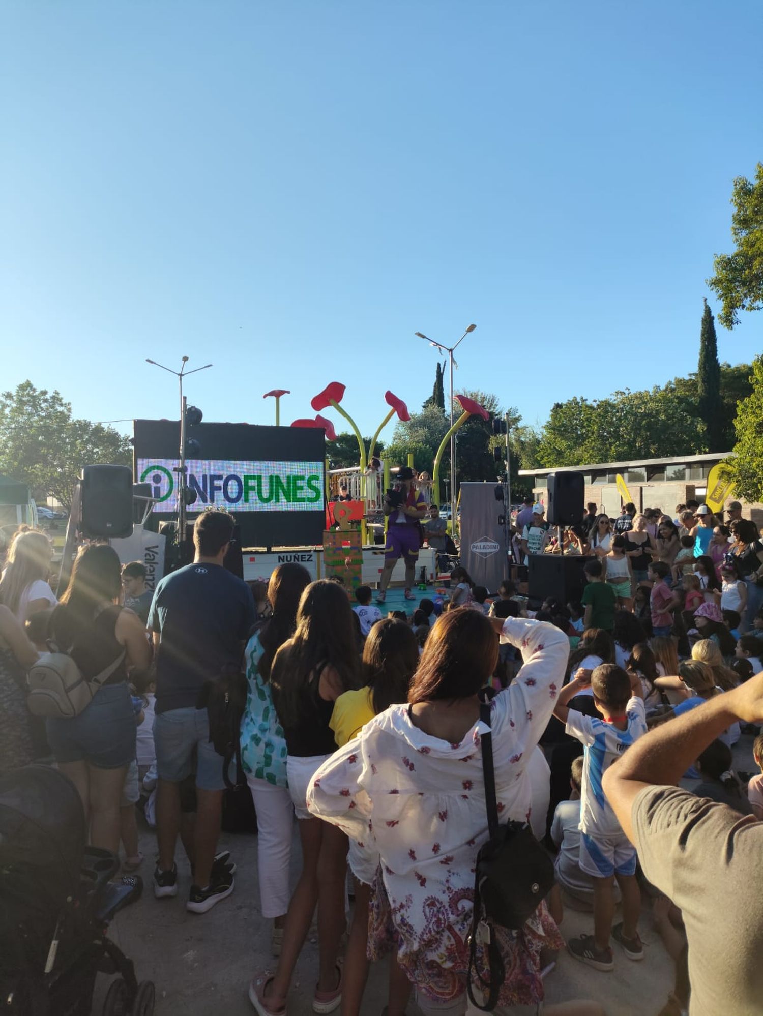 Más de quince mil personas se sumaron a la gran fiesta de InfoFunes, Radio Mitre Rosario y La 100.